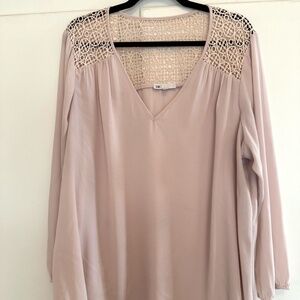 DR2 Pale Pink Crochet Detail Blouse in 2X